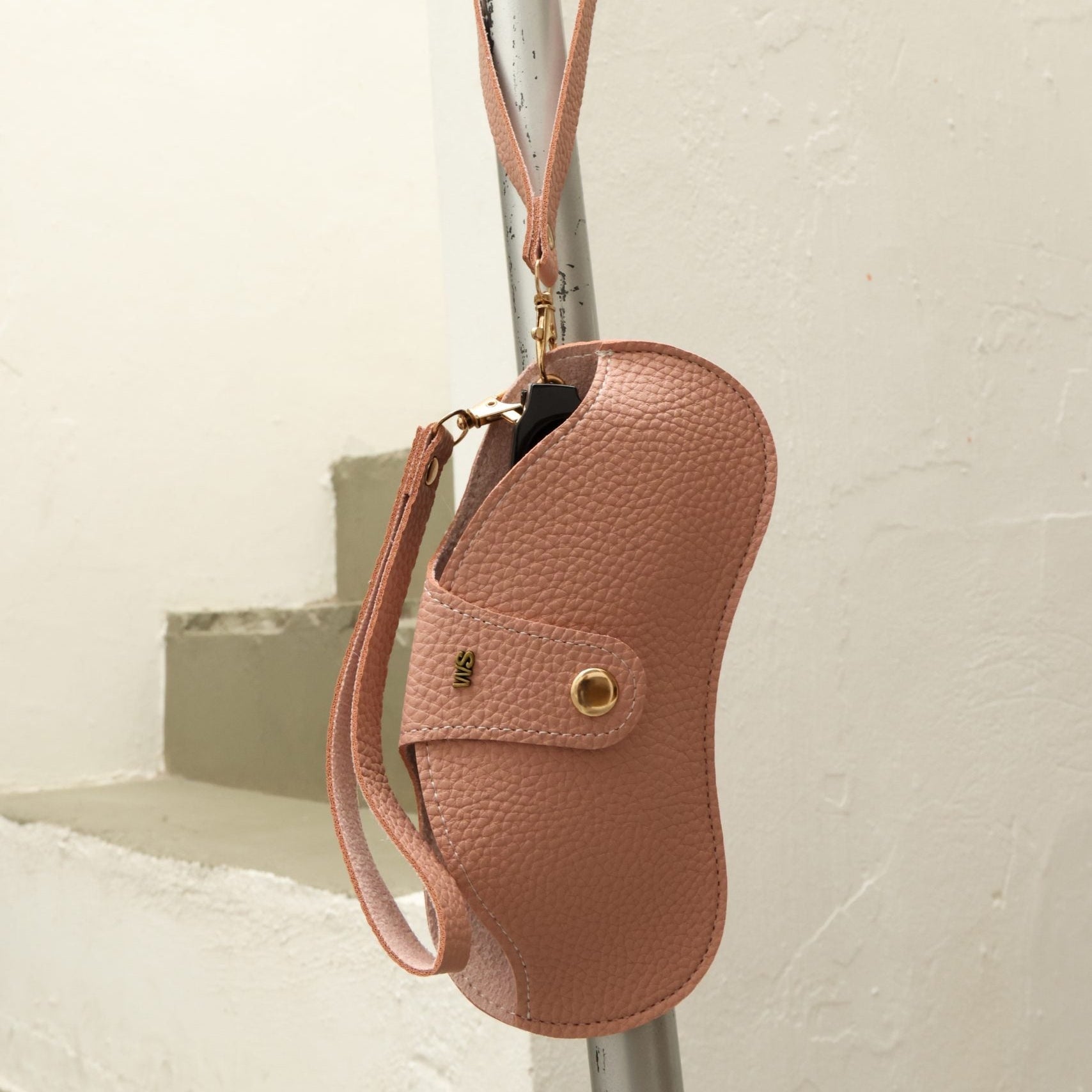 Case Cosmo